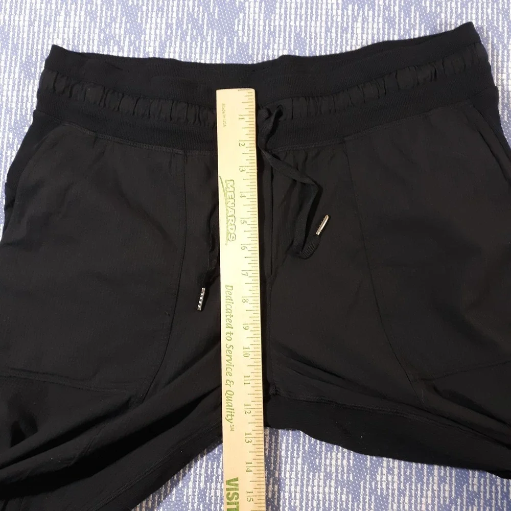 lululemon athletica good pre